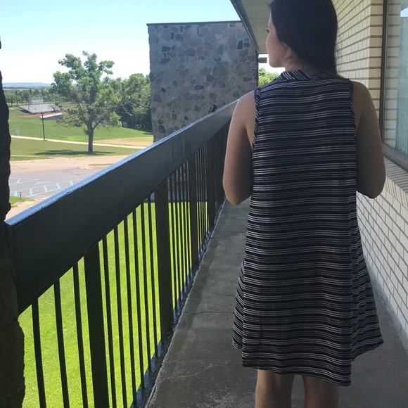 Striped dress - Picture 3 of 3